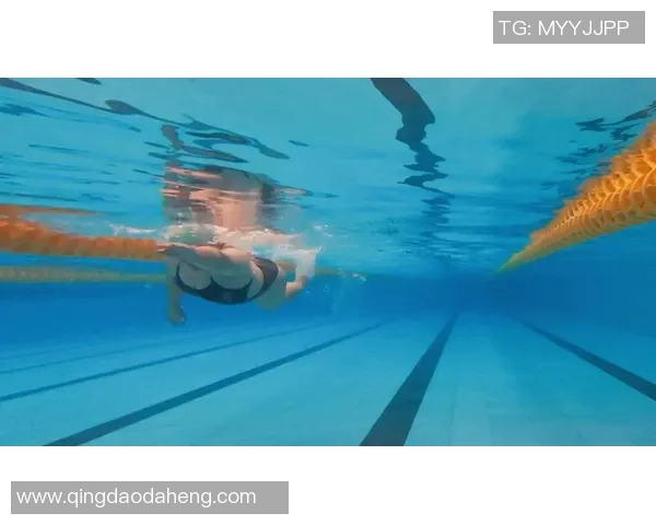 自由泳呼吸技巧全面解析与训练方法提升呼吸效率的实用指南